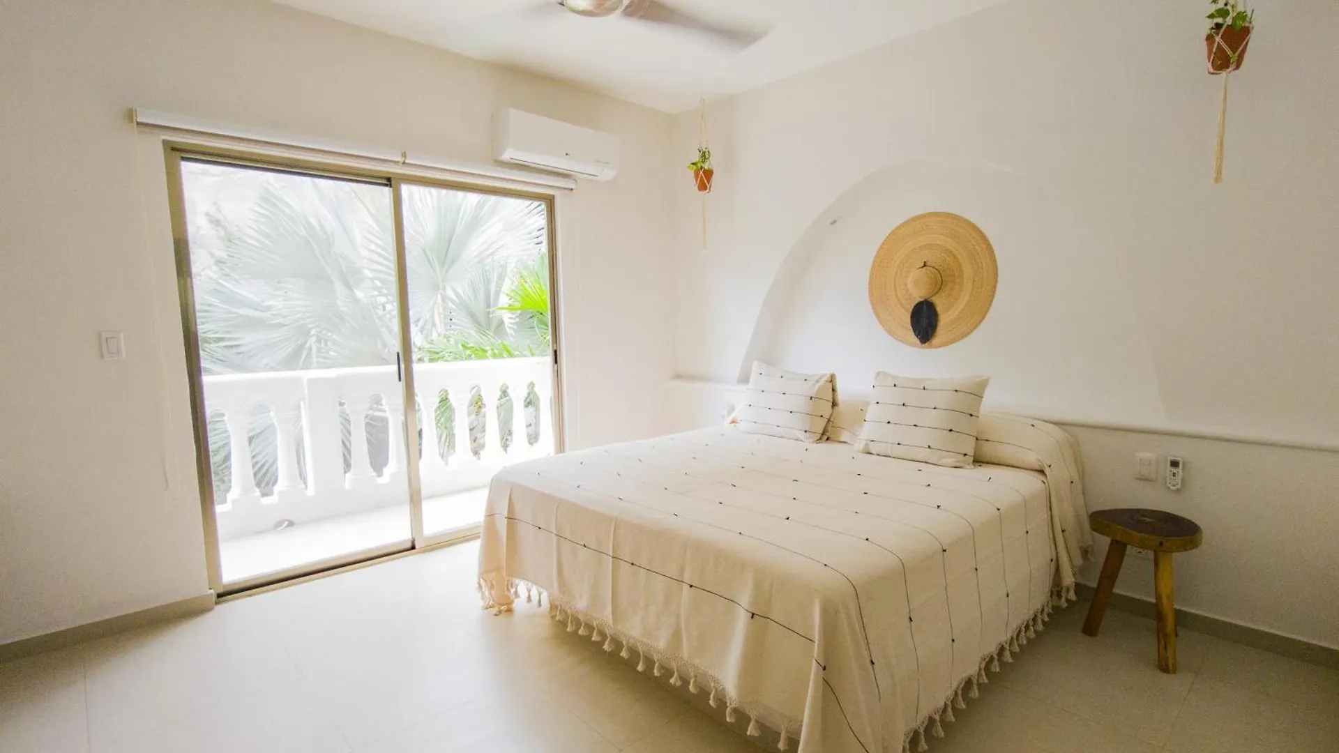 Gorgeous Villa In Aldea Zama With Beach Club Access Tulum